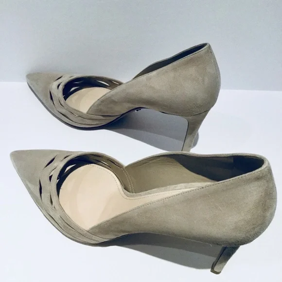 PRADA SUEDE POINT-TOE CUTOUT PUMP. - Picture 5 of 9